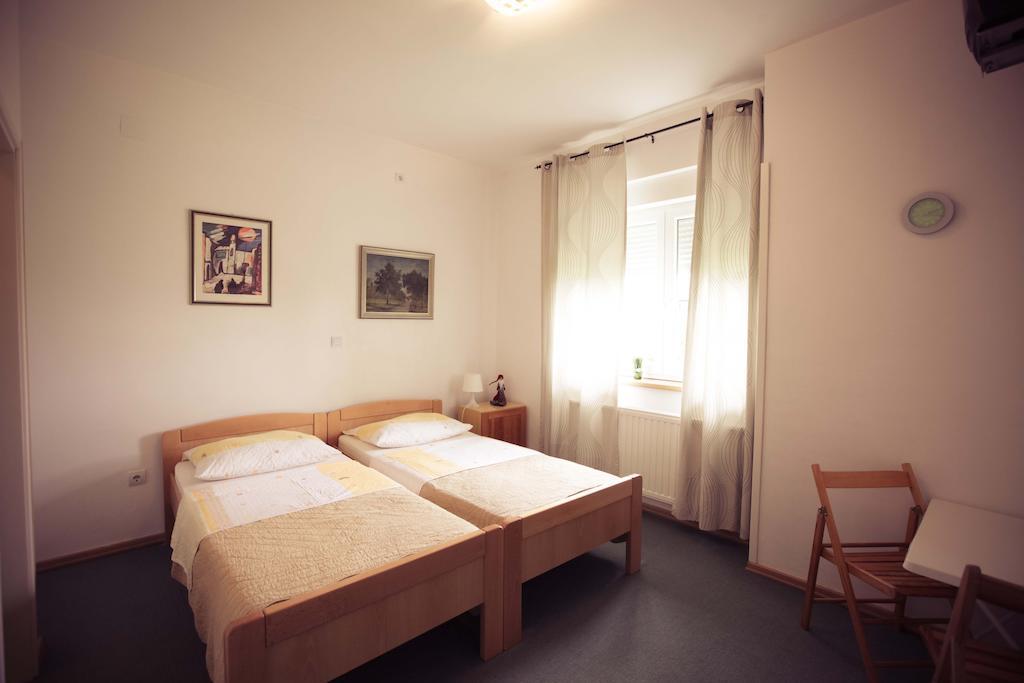 Rooms Medved ซาโมบอร์ ภายนอก รูปภาพ